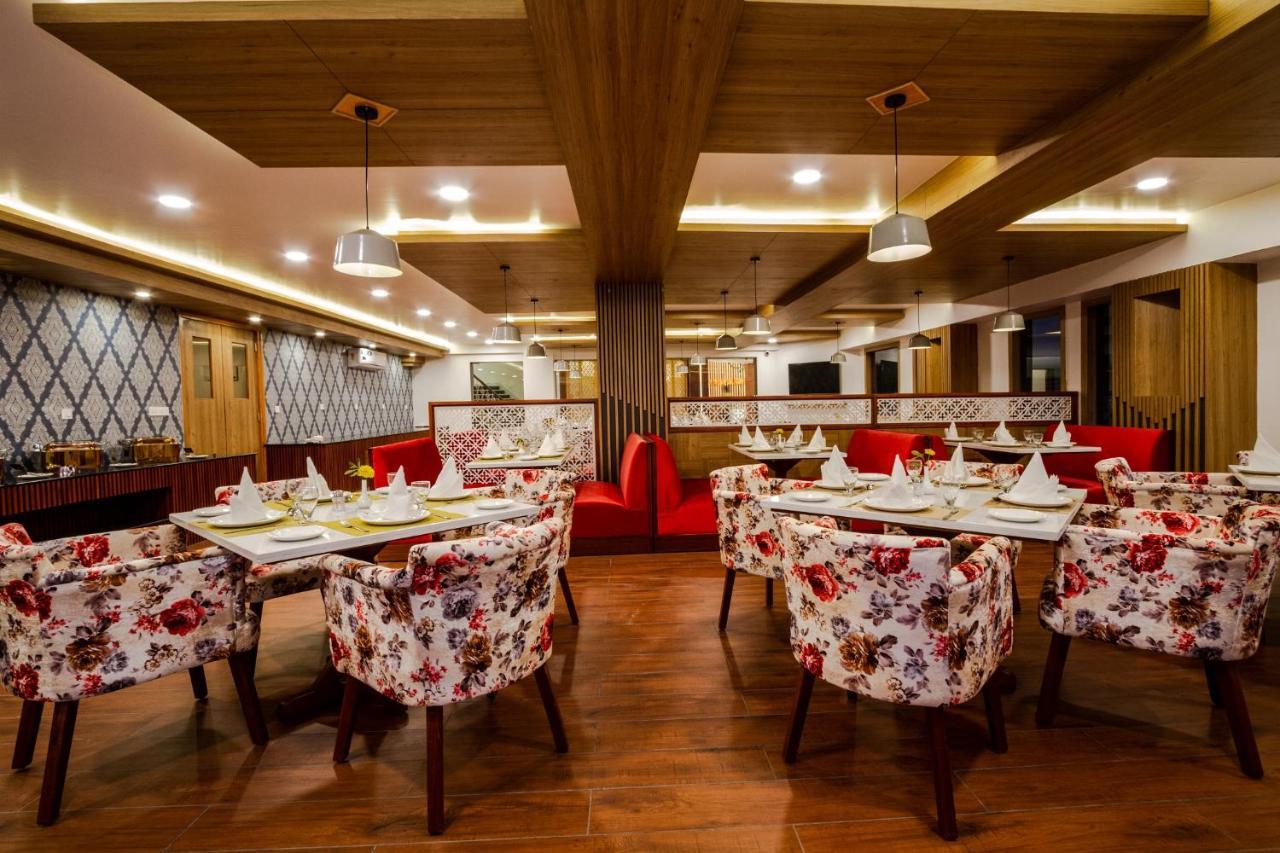 מנאלי Anand Vardhan Resorts מראה חיצוני תמונה